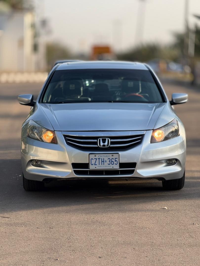 2008 Honda Accord: Super Clean & Original Papers