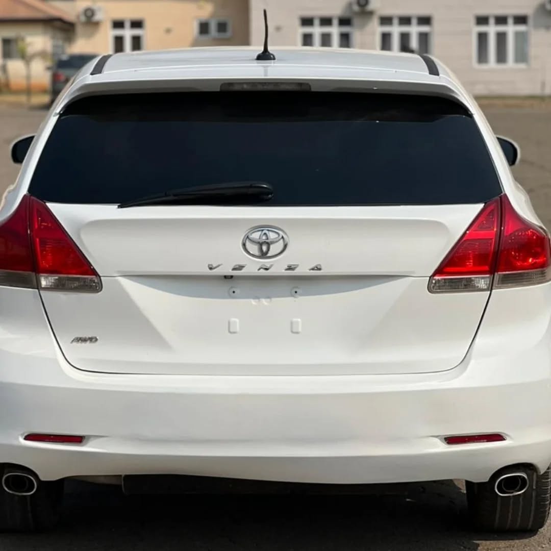 2010 Toyota Venza: Duty-Paid, Pristine & Packed with Luxury