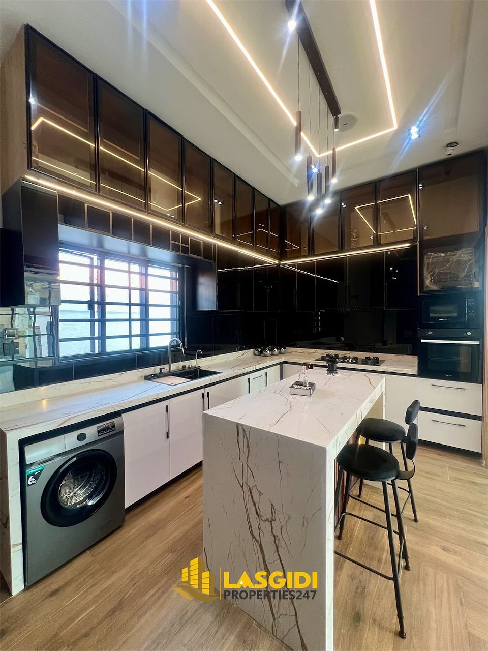 5-Bed Haven with Pool & BQ in Serene Sangotedo