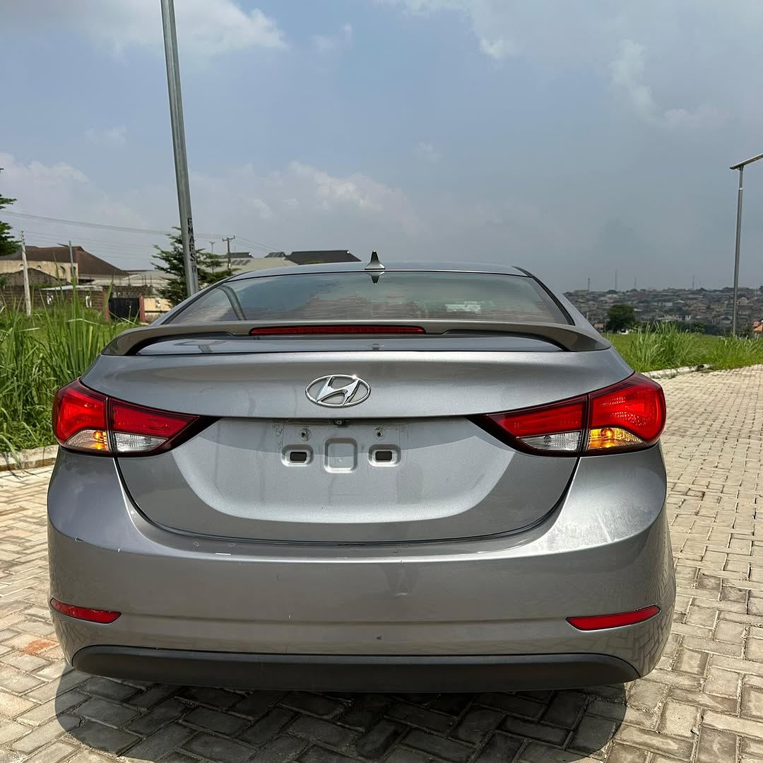 2015 Elantra Sport: Sunroof, Clean & Duty-Paid