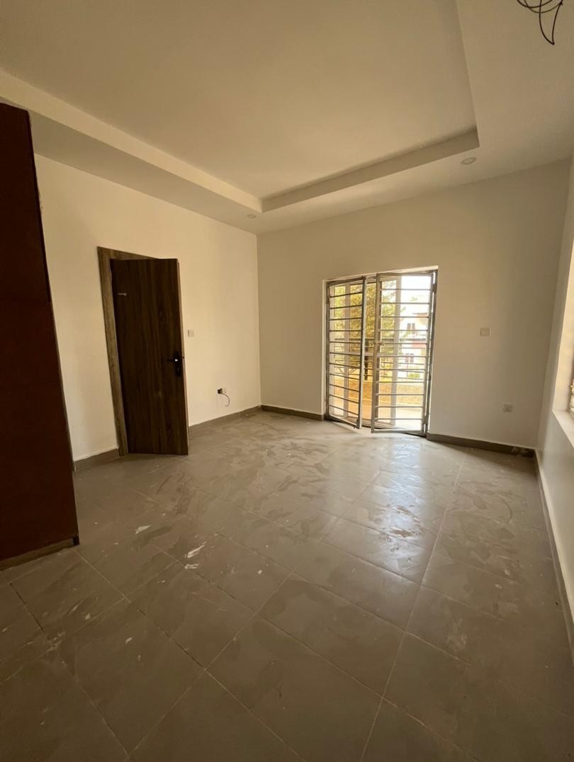 Luxurious Lokogoma Duplex: Serene 2-Bedroom Haven