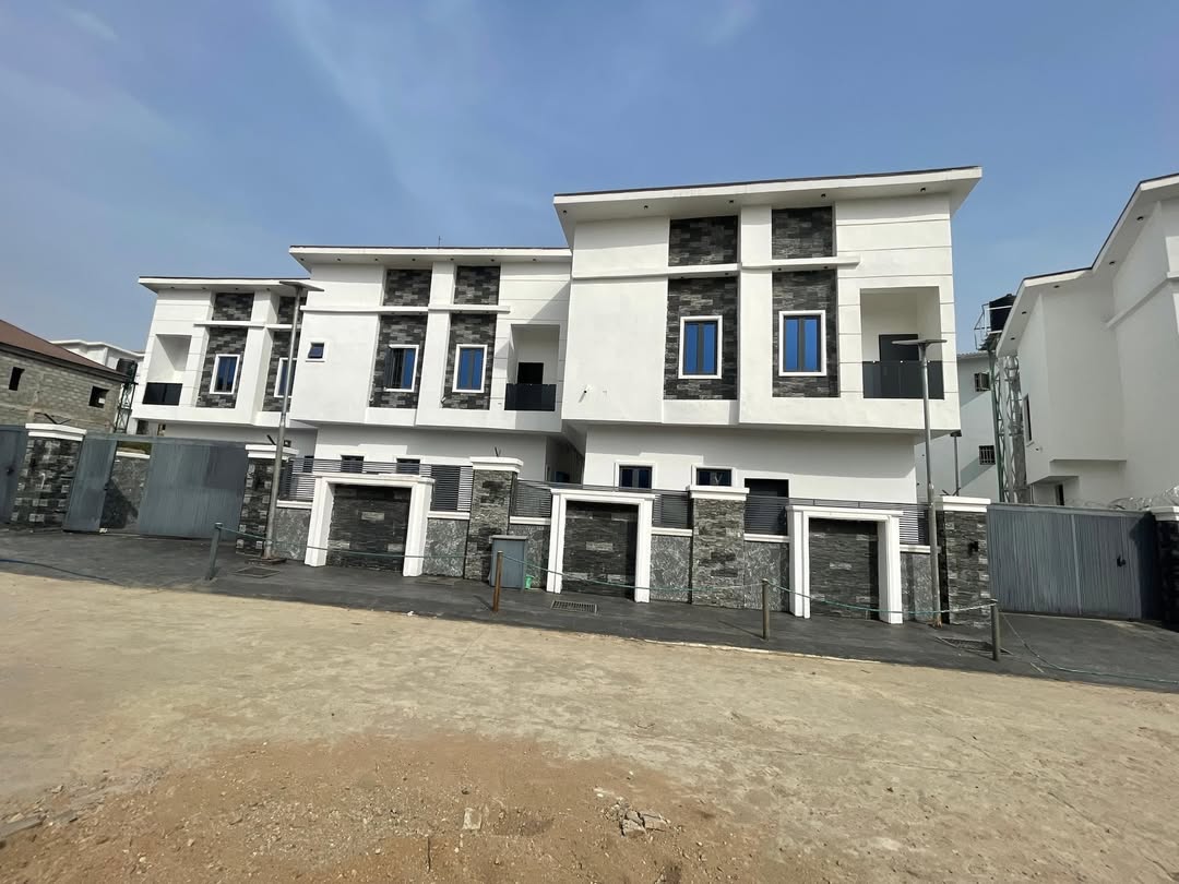 Exquisite 4-Bed Duplexes in NAF Valley Estate