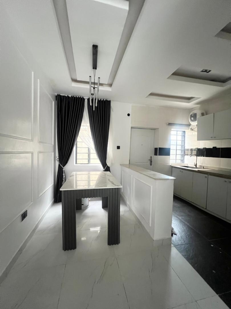 Sangotedo Gem: Fully Furnished 2-Bed Terrace Duplex