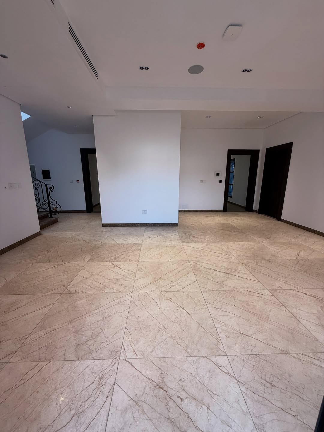 Opulent 7-Bed Smart Mansion in Serene Maitama