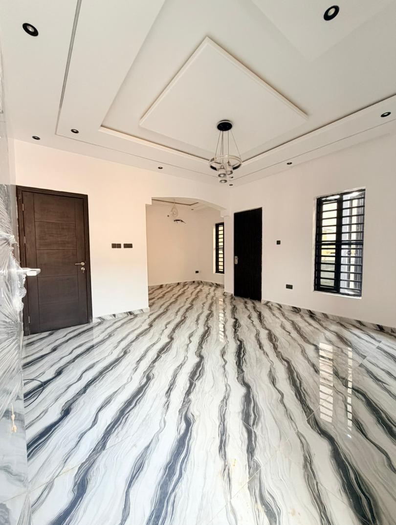 Elegant 5-Bed Duplex with BQ in Prime Ajao Estate