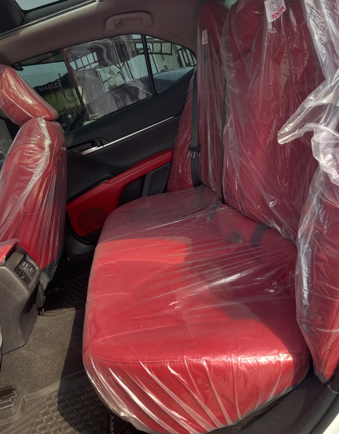 2020 Camry XSE: Panoramic Sunroof & Luxury at 36M