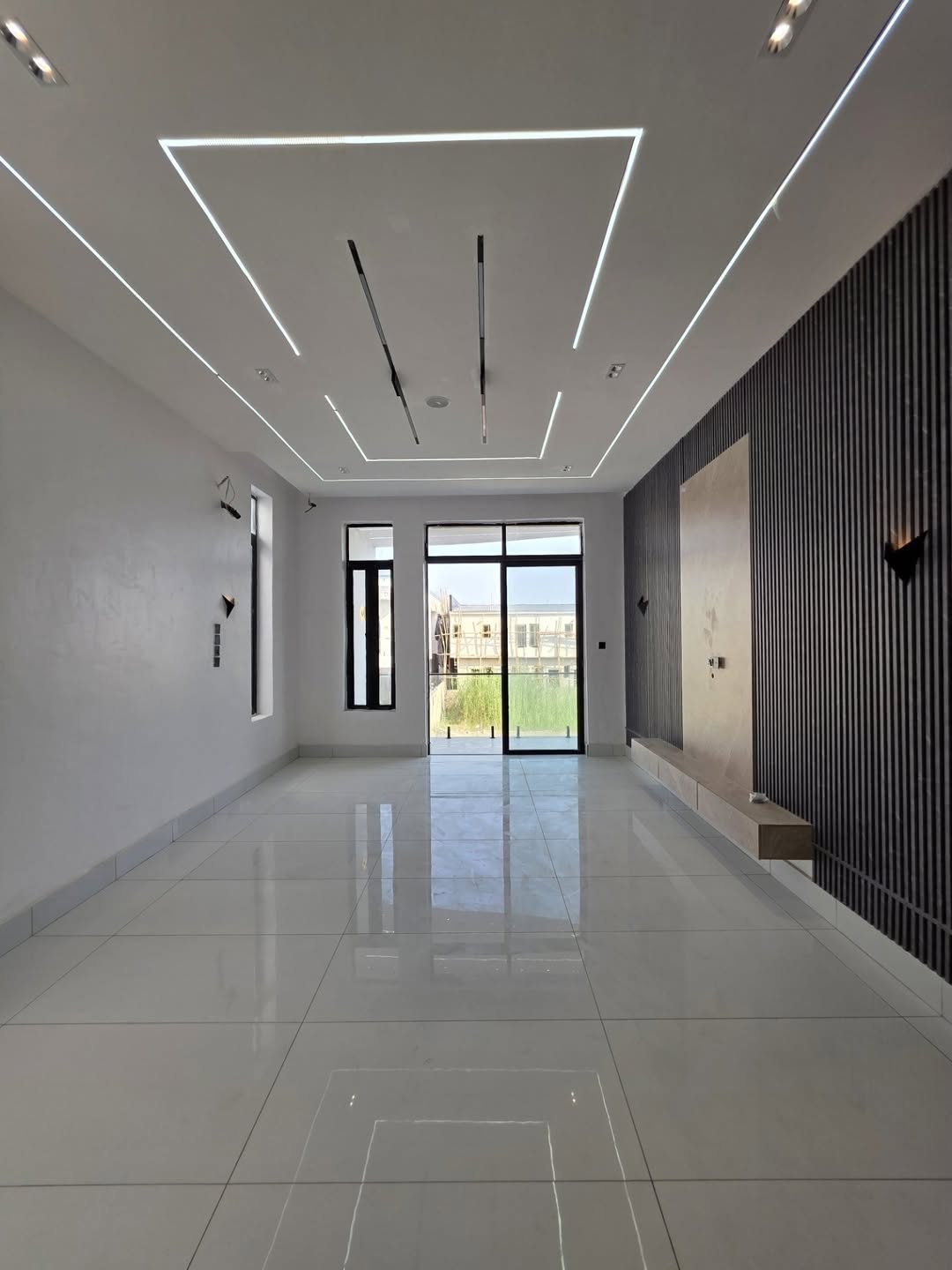 Ultimate 5-Bedroom Estate Gem with Private Pool in Lekki