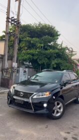 Immaculate Lexus RX350: Luxury & Value