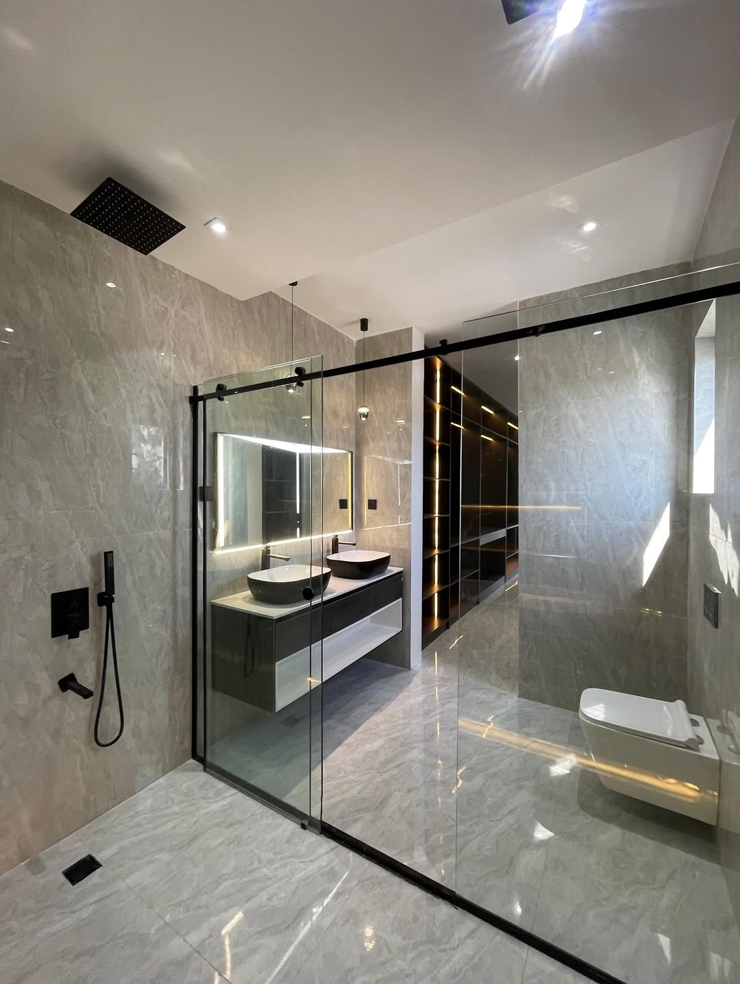 Your Lekki Oasis Awaits: 5-Bed Duplex with Pool & Cinema