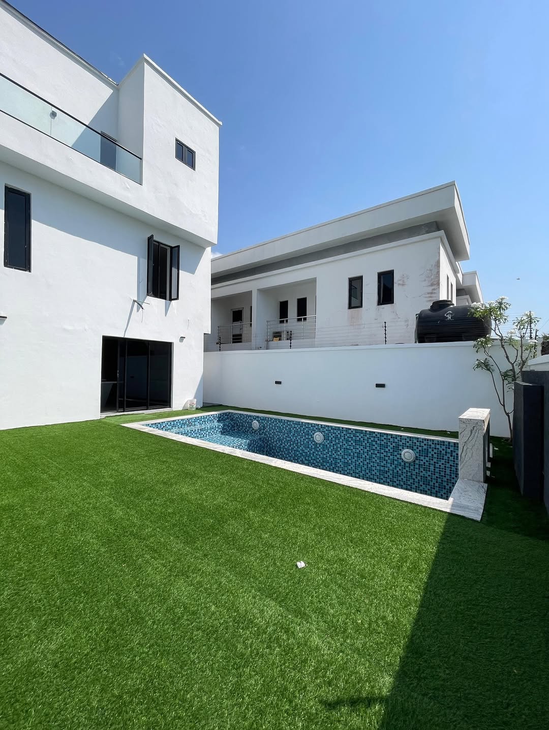 Your Lekki Oasis Awaits: 5-Bed Duplex with Pool & Cinema
