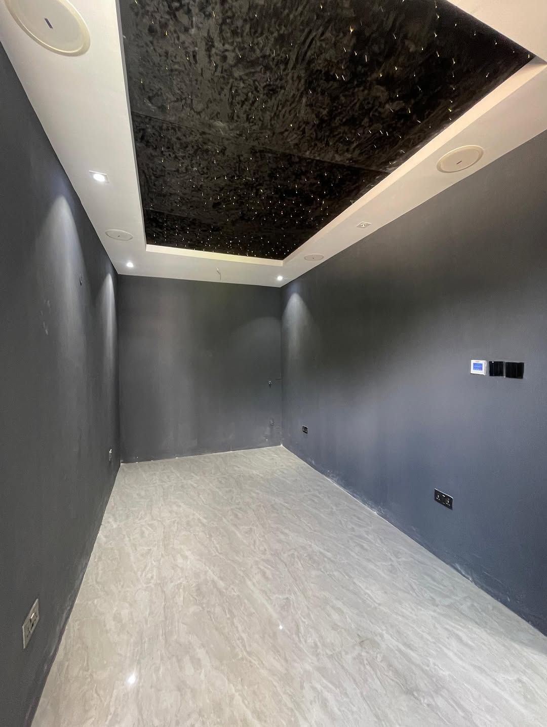 Your Lekki Oasis Awaits: 5-Bed Duplex with Pool & Cinema