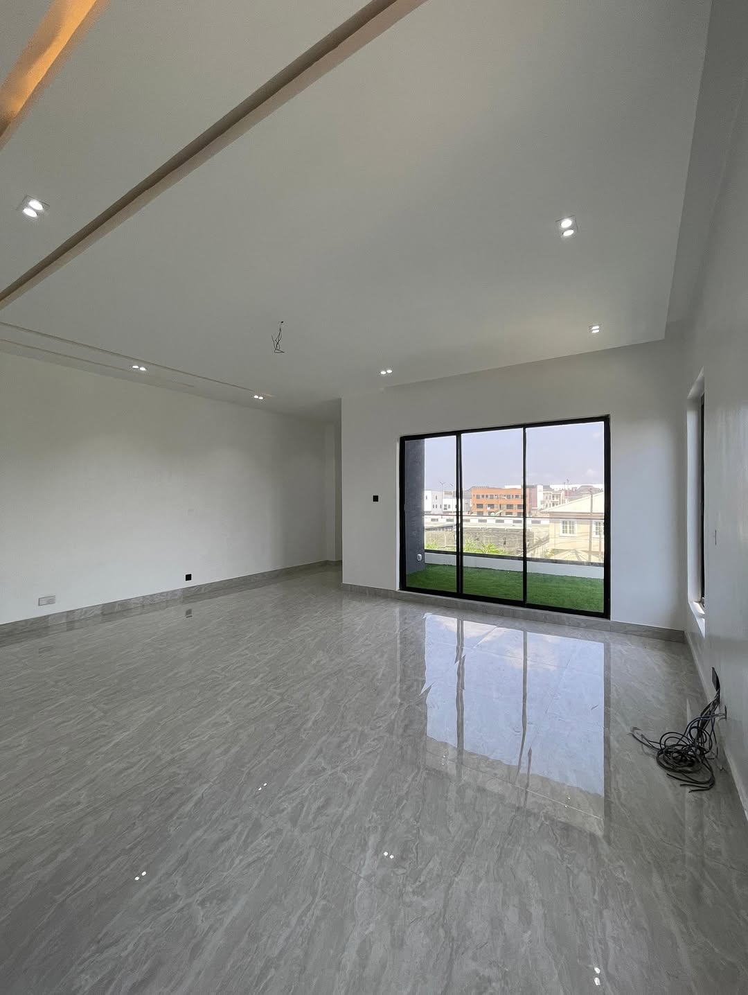 Your Lekki Oasis Awaits: 5-Bed Duplex with Pool & Cinema