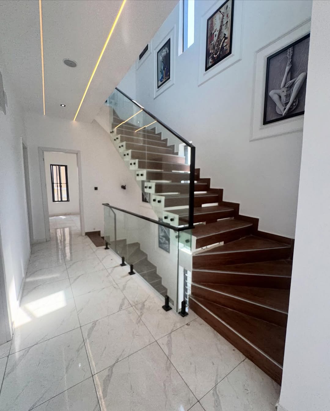 Dream 5-Bed Duplex with Pool & Cinema in Ikota