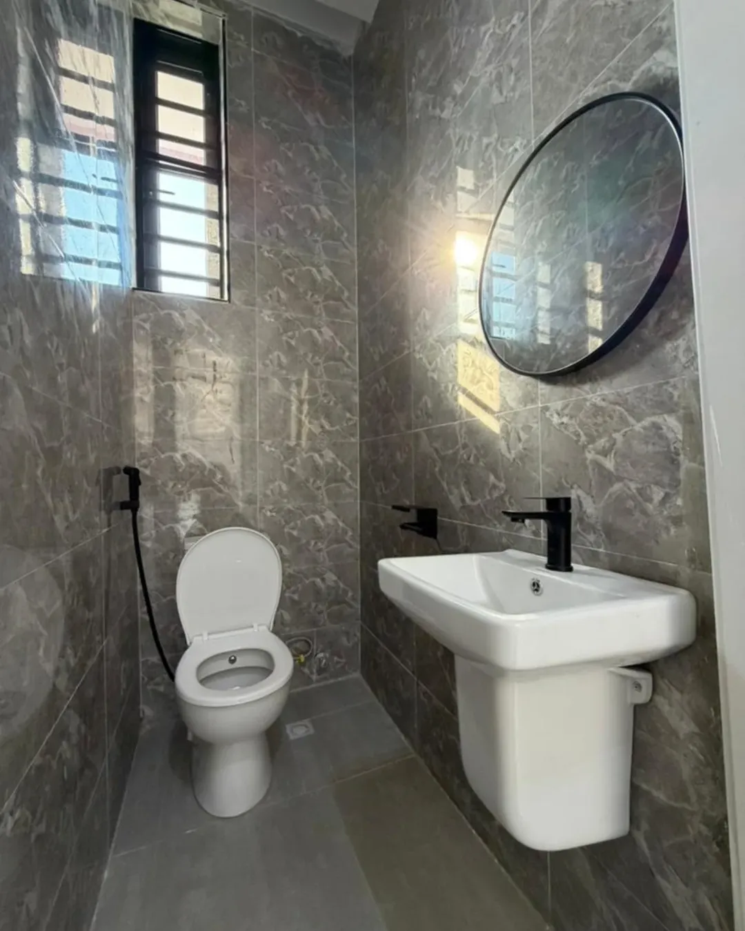 Lekki’s Finest: 2-Bed Haven with Premium Finishes