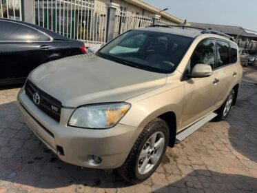 2007 RAV4: Perfect Gear