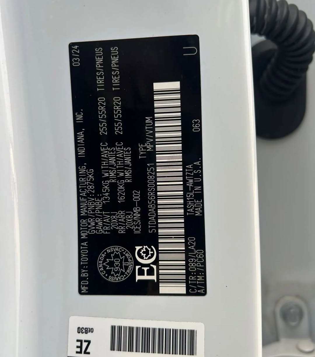 2024 Highlander Hybrid: Full Option, Zero Fault