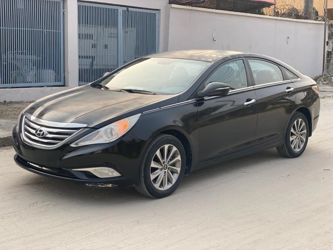 Immaculate 2013 Sonata: Untampered Engine, Perfect Condition