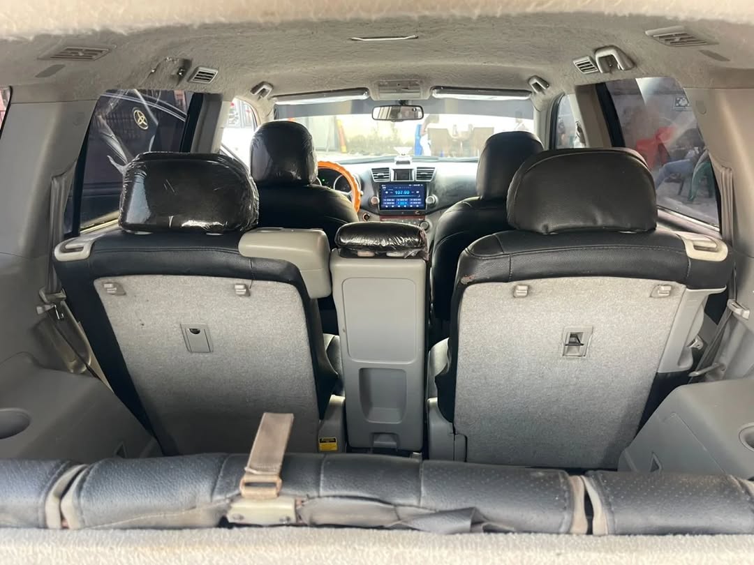 2008 Toyota Highlander Limited: Flawless & Fully Loaded