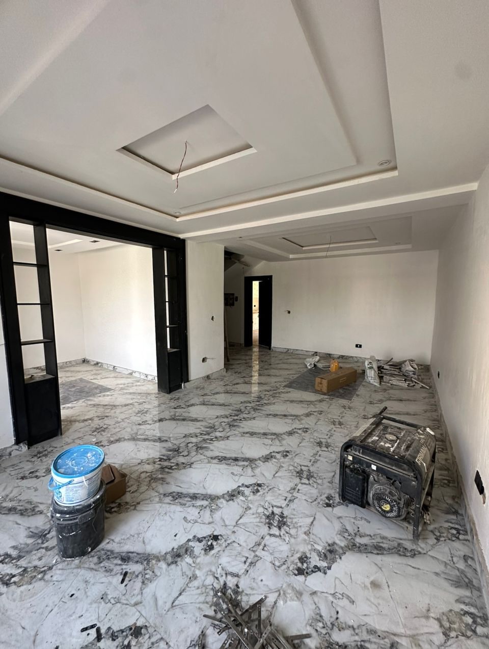 Spacious 3-Bed Terrace Duplex in Serene Idu