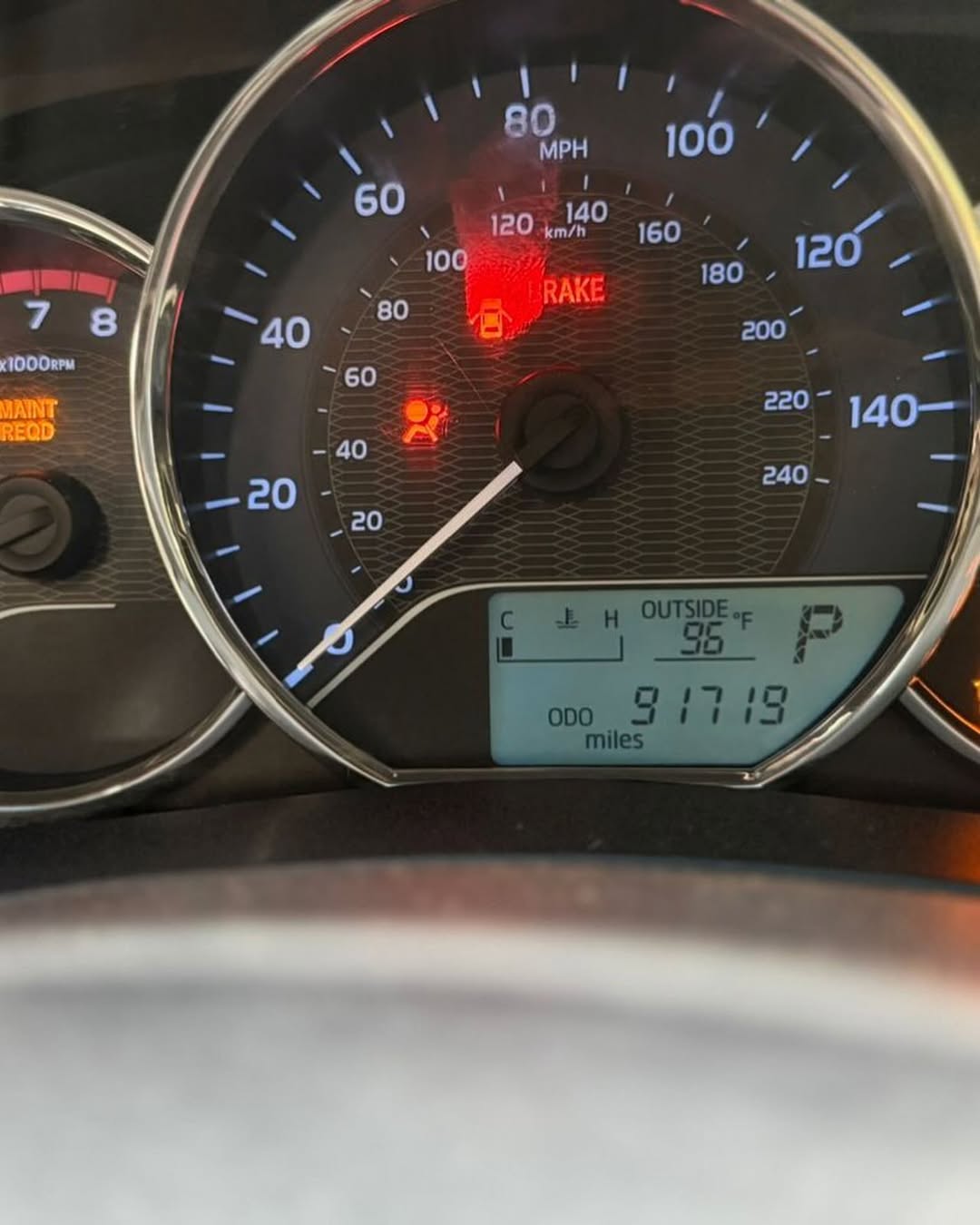 2016 Toyota Corolla: Clean & Loaded for 13.9M