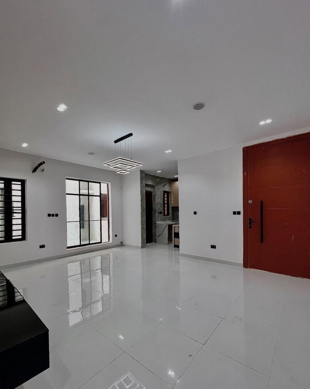 Prime Lekki 2-Bed: High-Yield Shortlet Gem