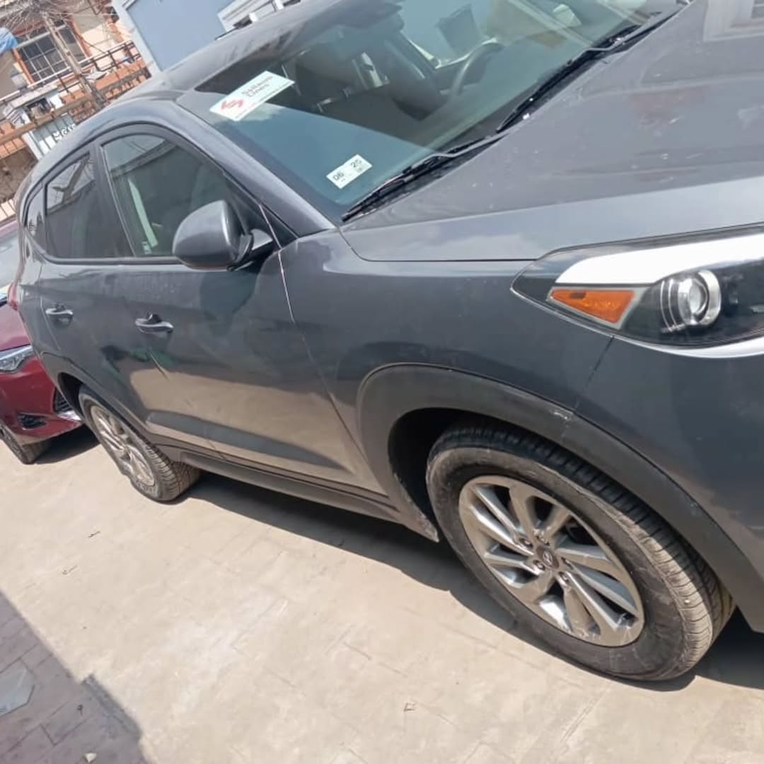 Luxury Hyundai Tucson: Full Options, Direct Owner