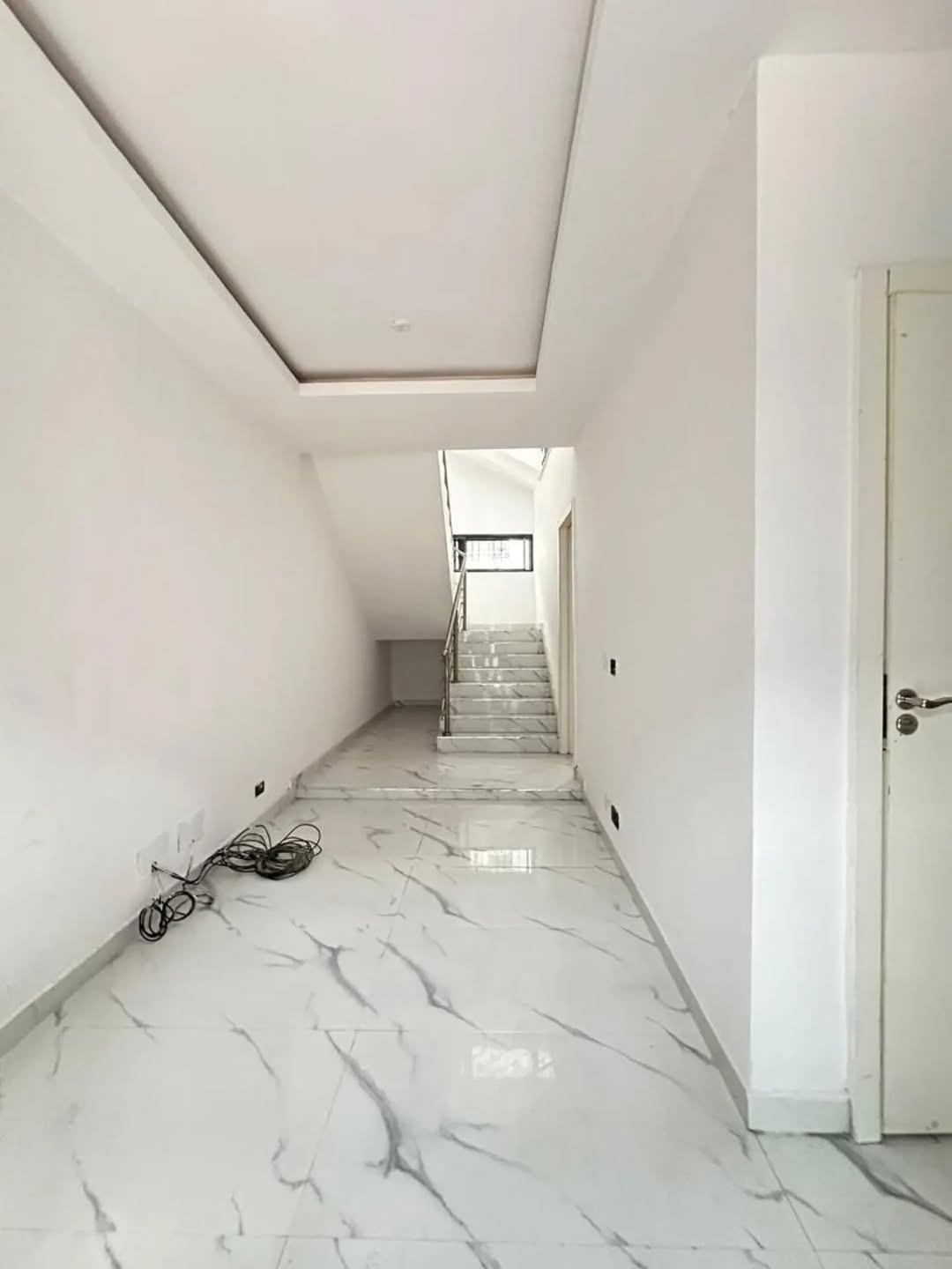 Luxury Oniru Duplex: Spacious 4BR with BQ & Balcony