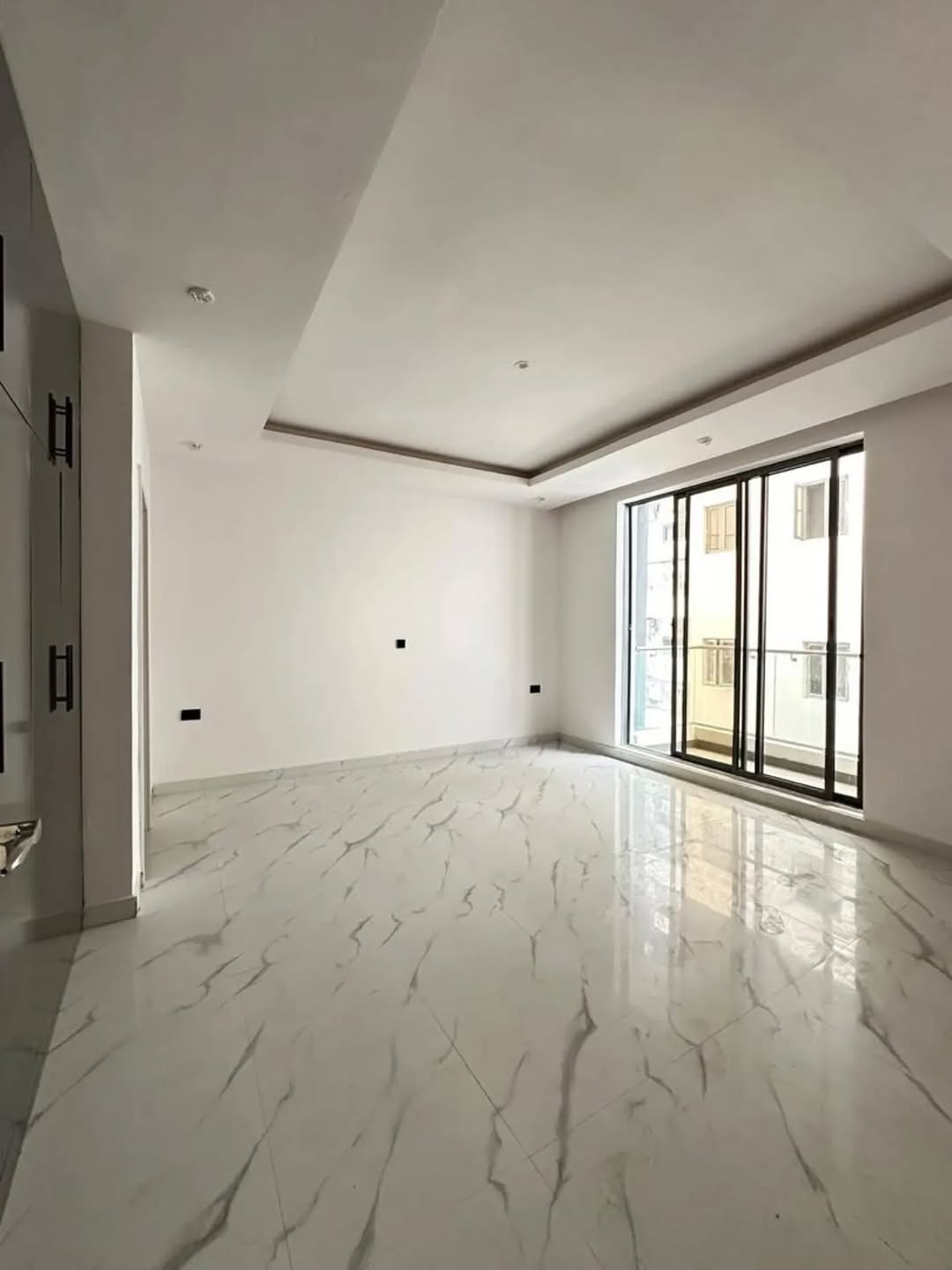 Luxury Oniru Duplex: Spacious 4BR with BQ & Balcony