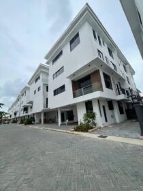 Luxury Ikoyi Estate Duplex with Pool & Gym