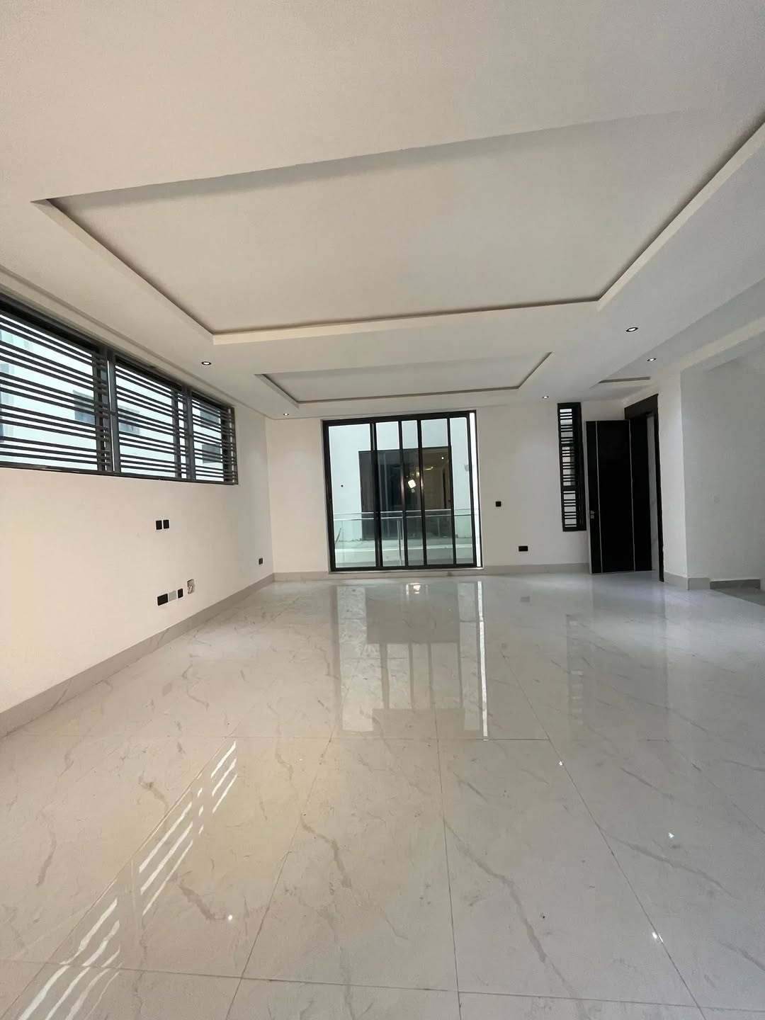 Luxury Ikoyi Estate Duplex with Pool & Gym