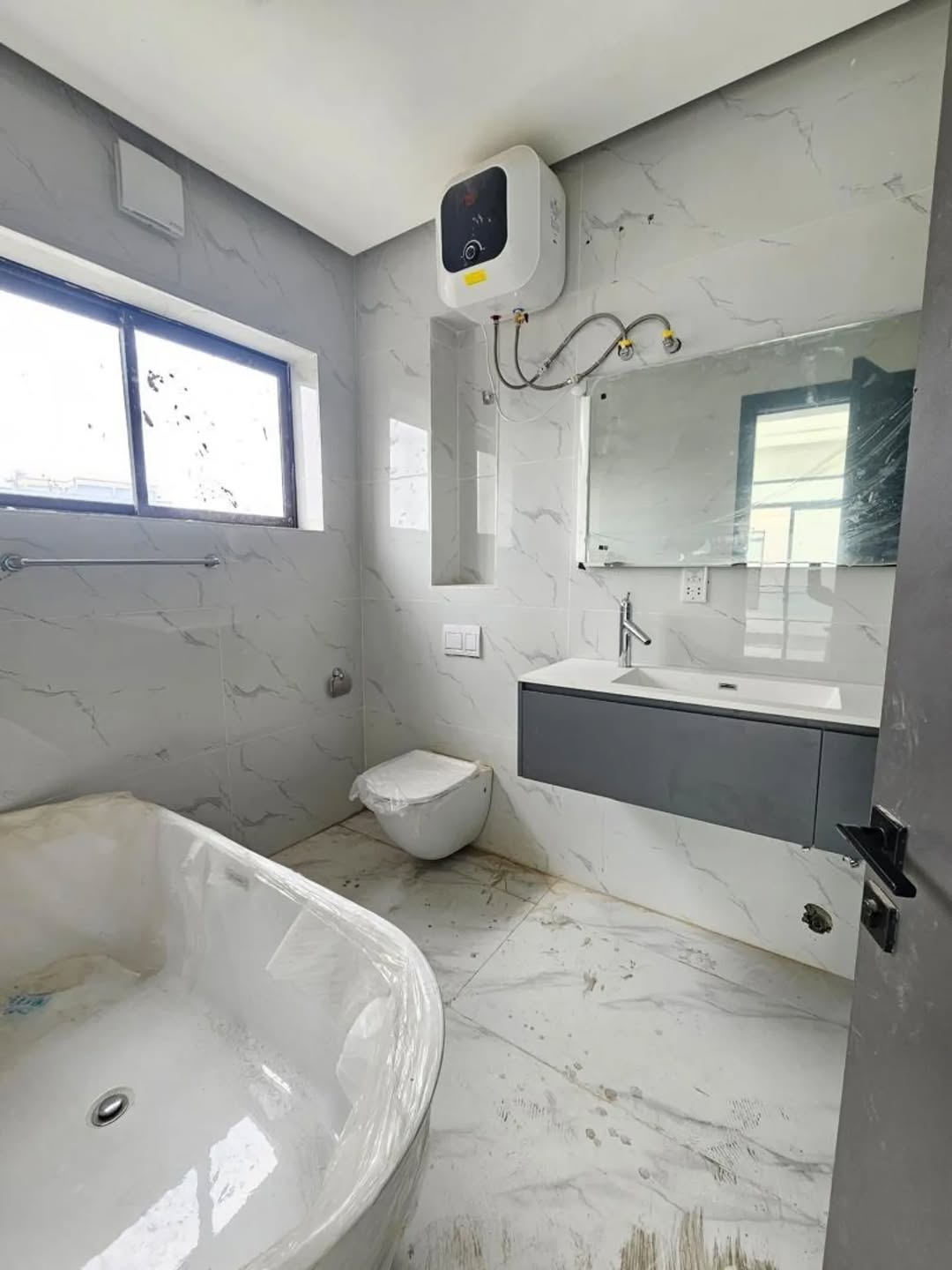 Ikoyi’s Last Luxury Estate Gem: Elevator & Pool