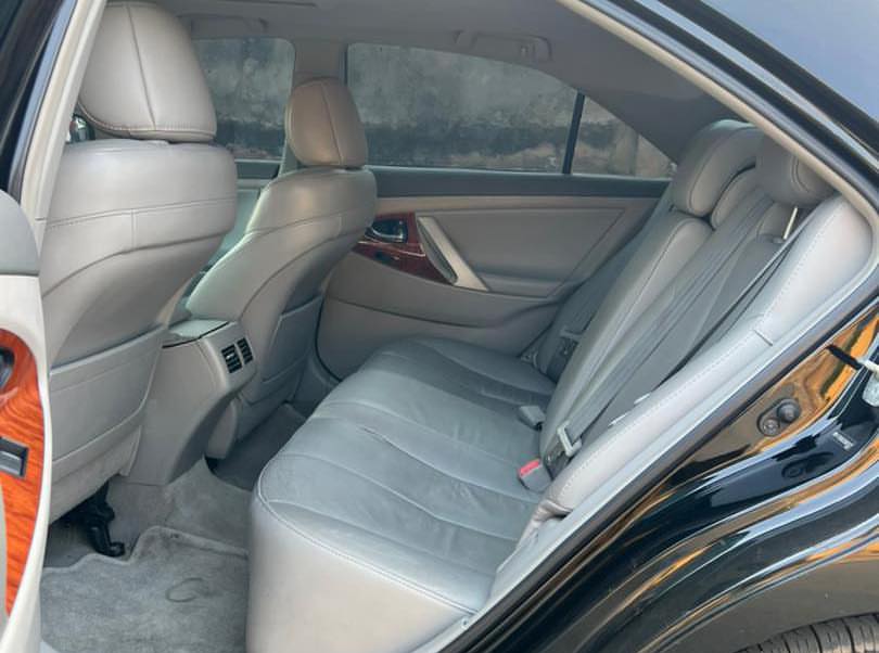 2008 Toyota Camry XLE: V6 Power & Luxury for 10.95M