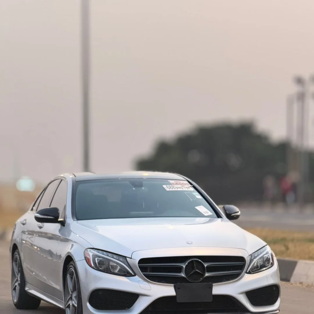 2015 Mercedes C400: Luxury Ready, Priced to Move