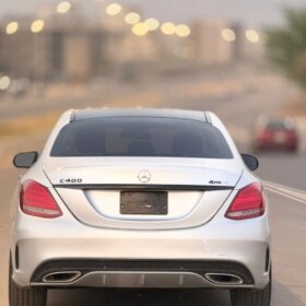 2015 Mercedes C400: Luxury Ready