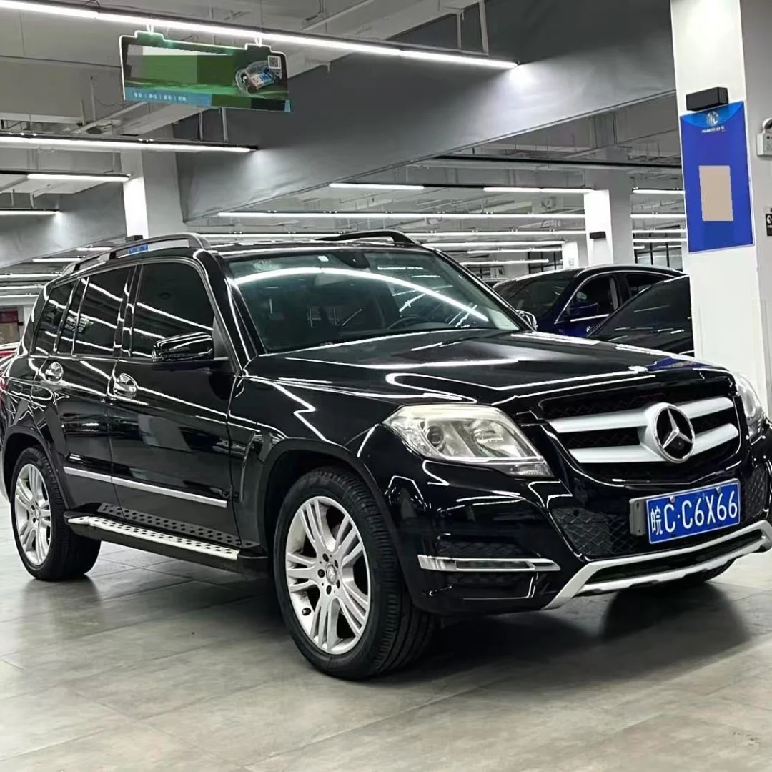 Timeless Luxury SUV: Your Mercedes Awaits