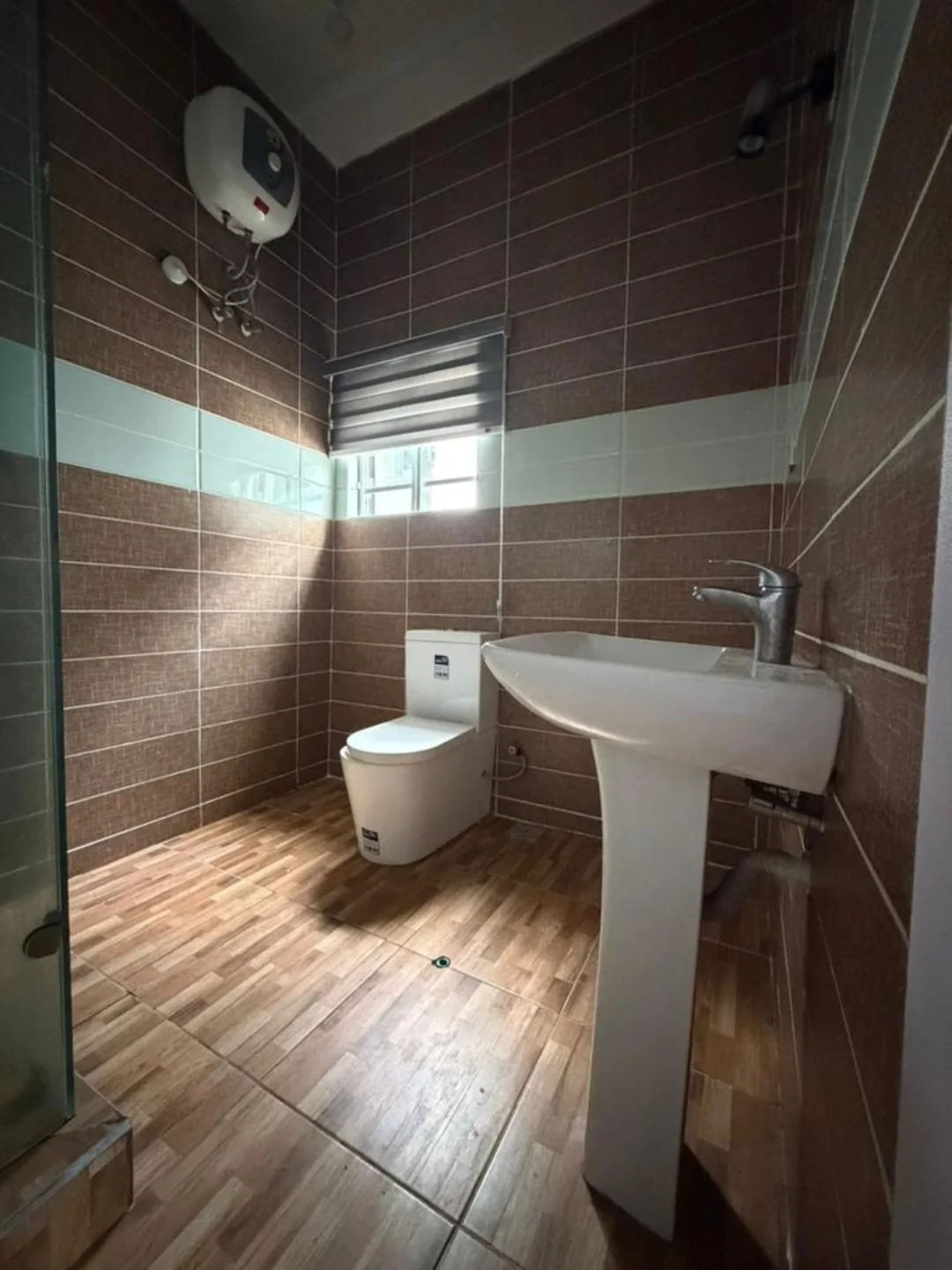 Opulent 5-Bed Duplex with Resort-Style Pool in Lekki