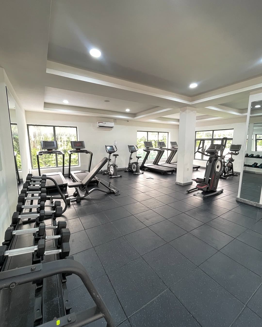 Ultimate 5-Bed Cinema & Pool Estate in Lekki