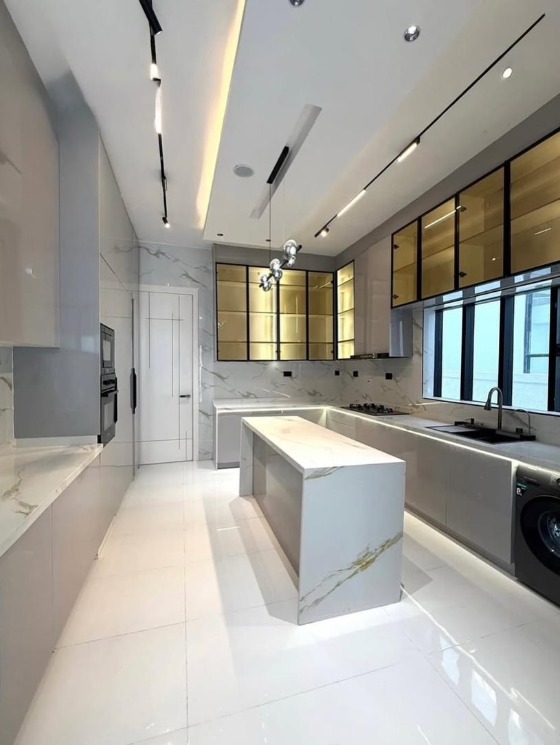 Lekki’s Ultimate 5-Bedroom Estate with Pool & Cinema