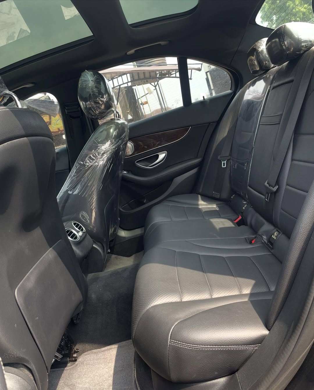 Luxury 2018 C300 4MATIC w/ Panoramic Sunroof
