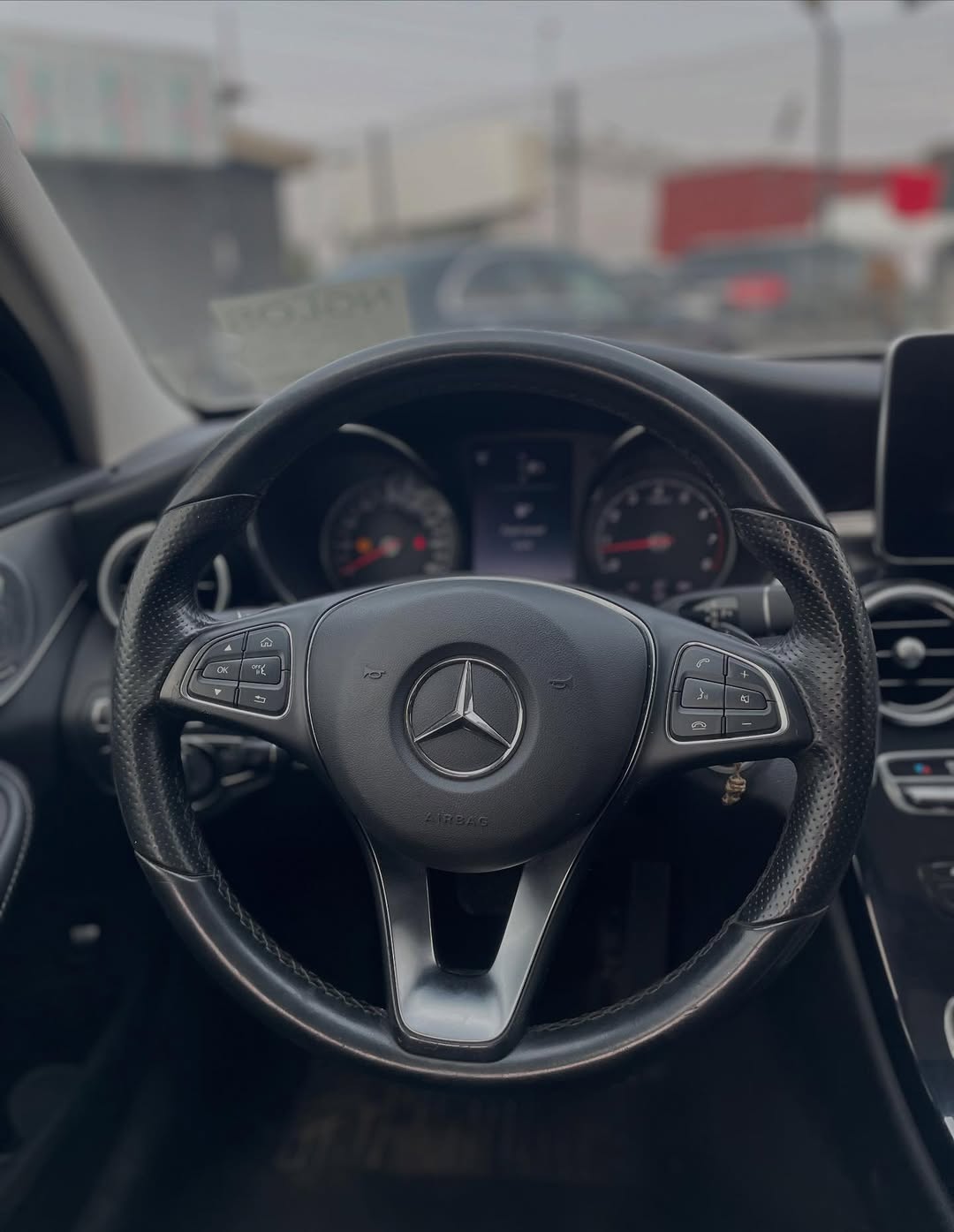 Luxury C300 4MATIC w/ Panoramic Sunroof