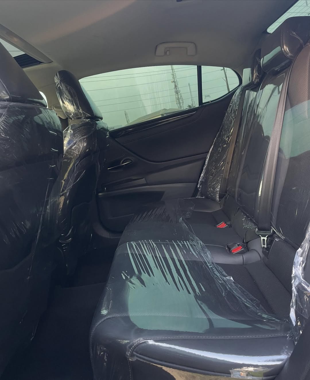 2019 Lexus ES350 F Sport: Imported Luxury Awaits