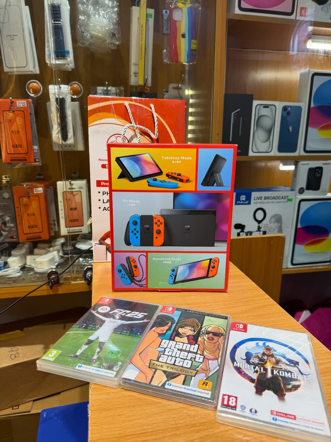 Tech Treasures for Valentine’s Heartfelt Surprises