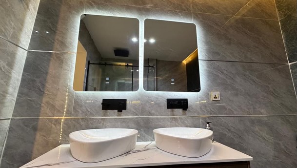 Ultimate 4-Bedroom Playground with PS5 & Pool Access