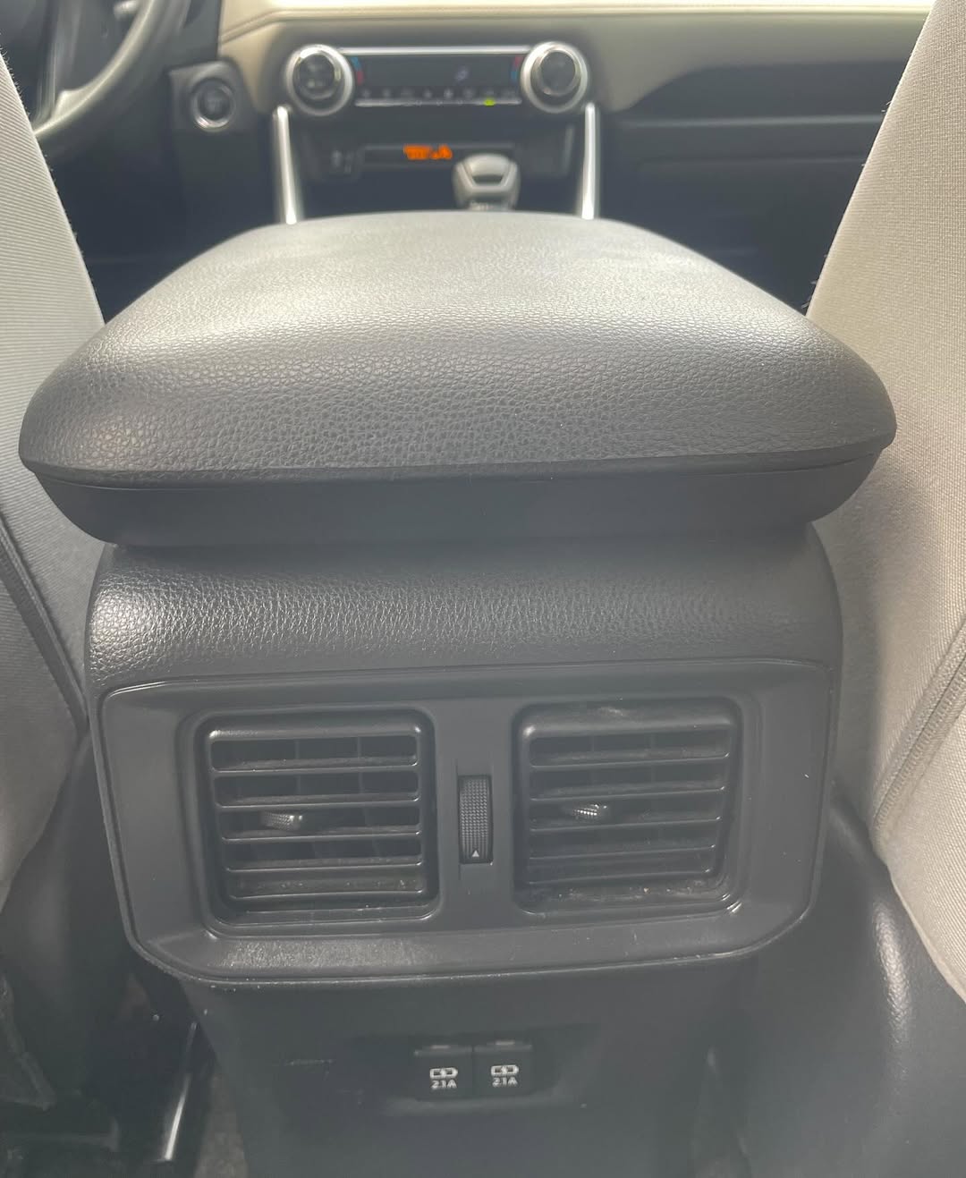 2019 Toyota RAV4 XLE AWD: Sunroof & Tech, 45M Naira