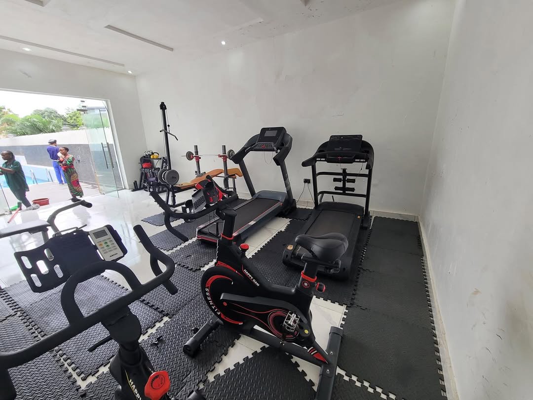 Ikeja’s Ultimate 4-Bed Duplex: Pool, Gym & Elite Amenities