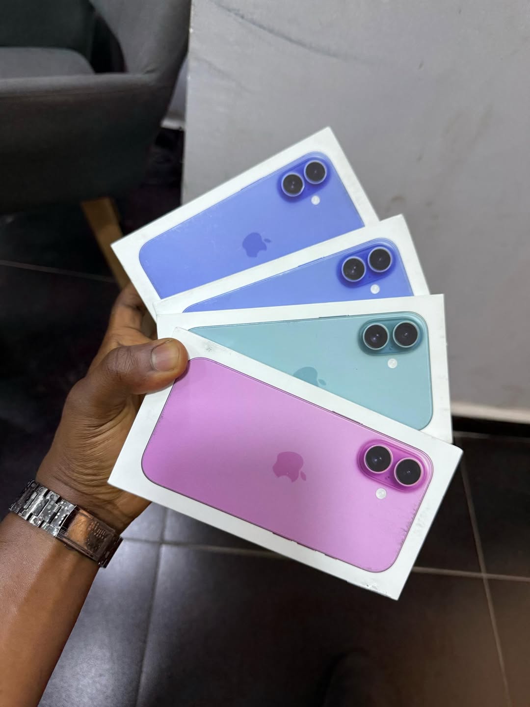 Tech Treasures for Valentine’s Sweetest Surprises