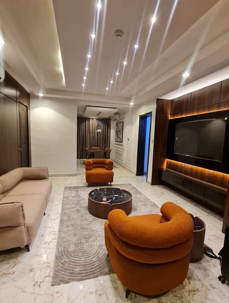 Elegant 3-Bedroom Haven with Gym & Netflix in Anthony