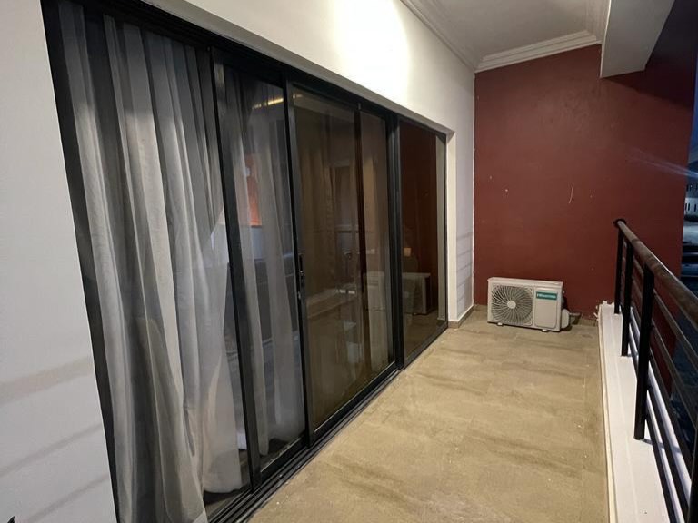 Bayview Elegance: Pool, Gym & Lagos Luxury