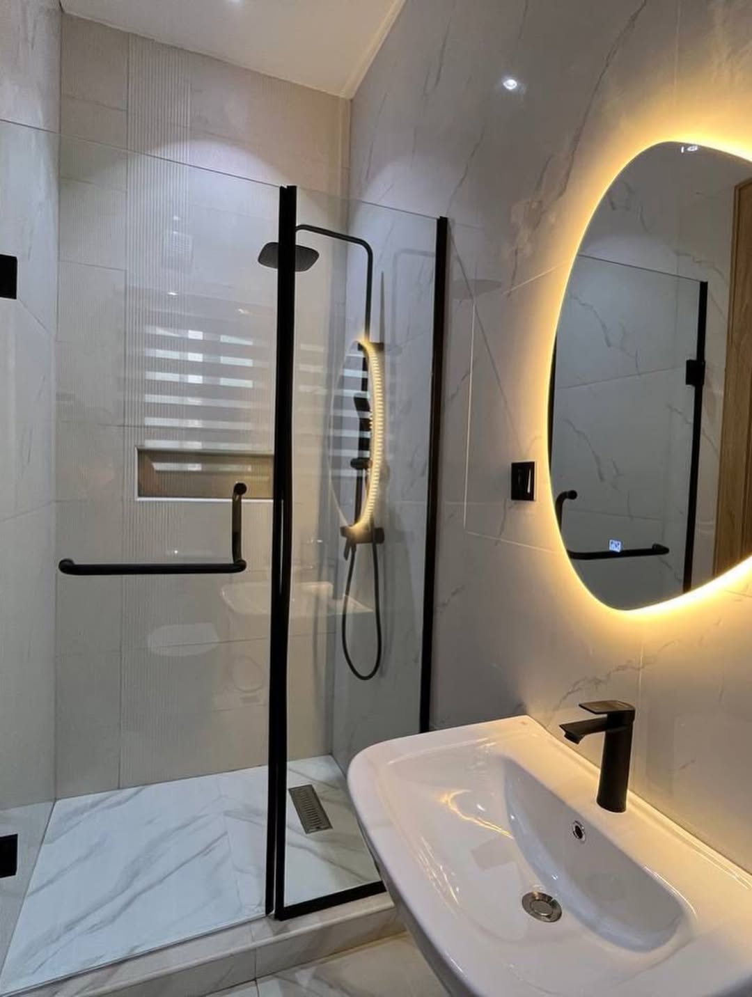Live in Elegance: Alpha’s Open-Plan Haven