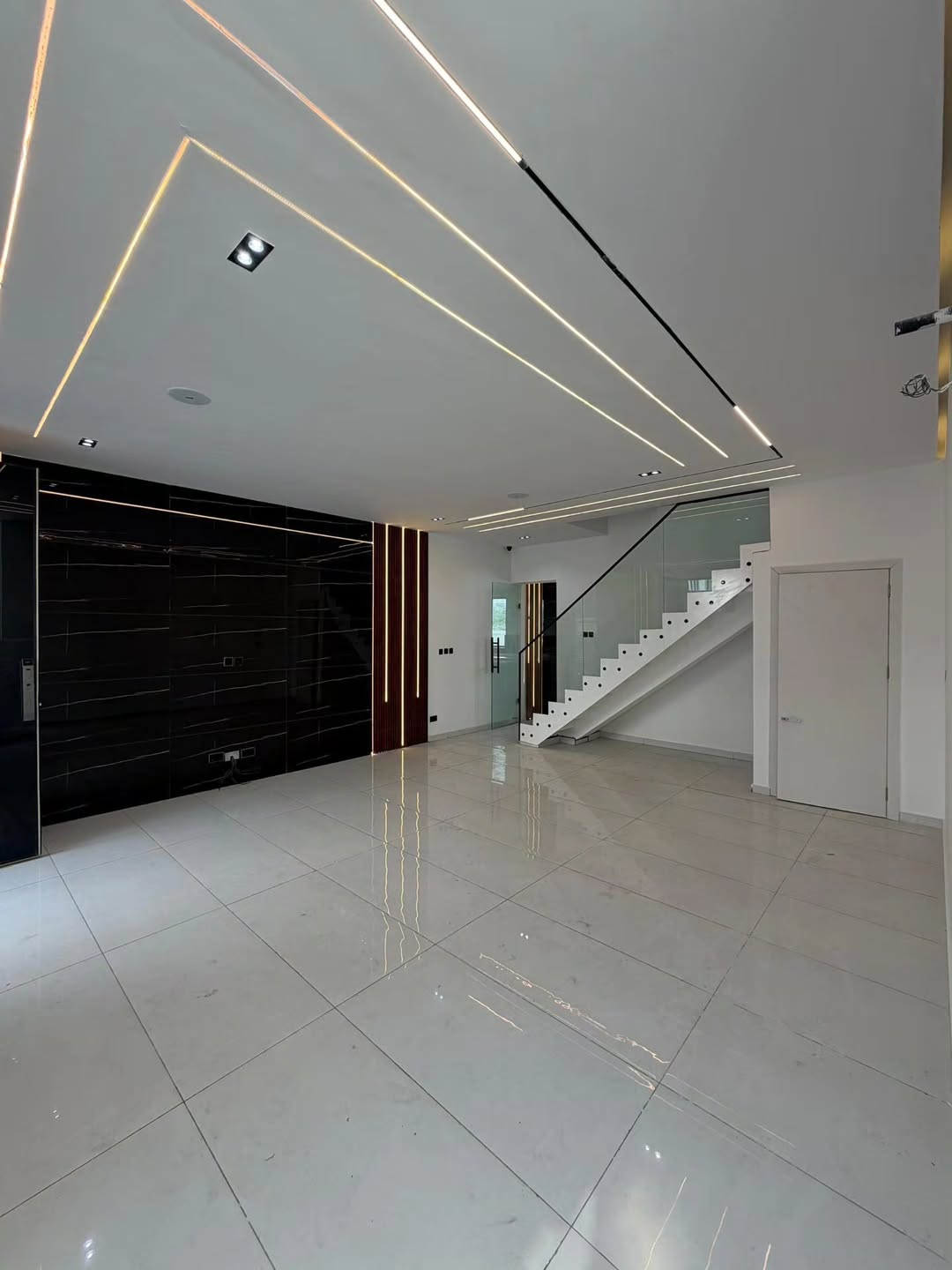 Your Dream 4-Bedroom Family Haven in Lekki